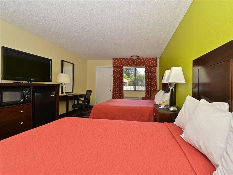 Americas Best Value Inn Кантон Екстериор снимка