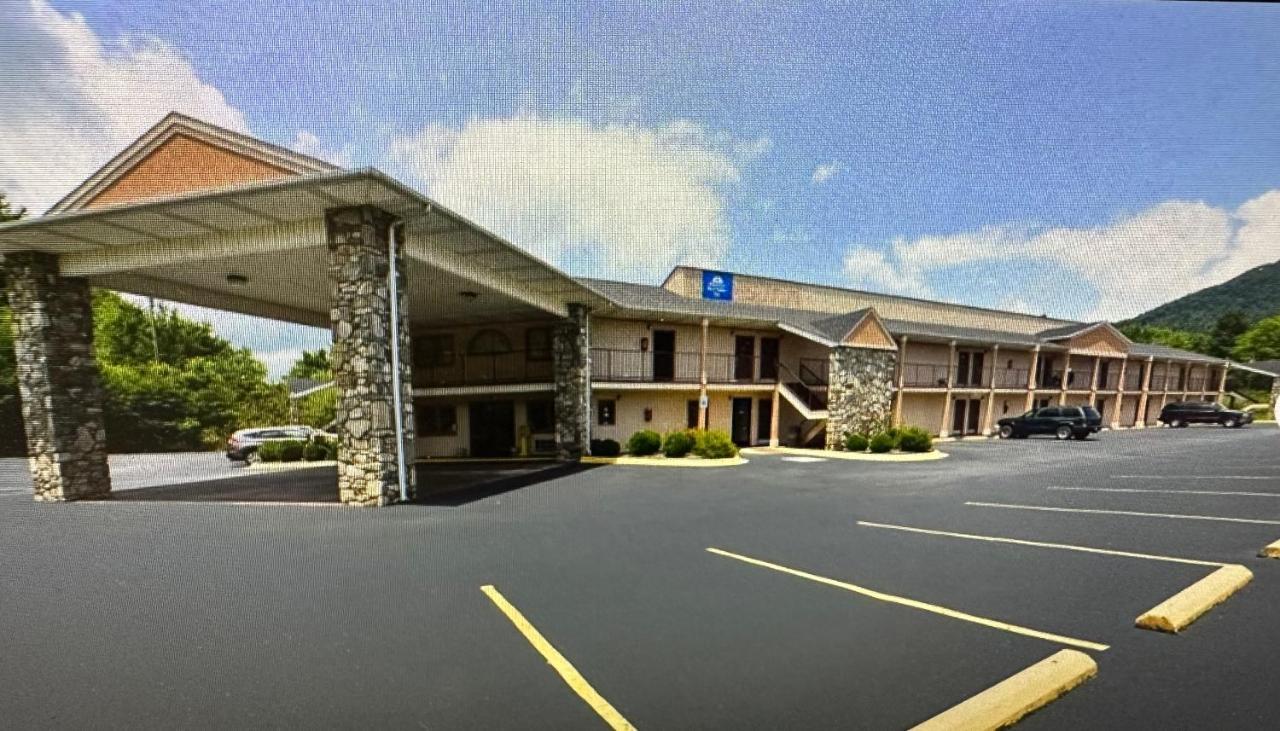 Americas Best Value Inn Кантон Екстериор снимка